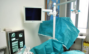 opération implantologie paris